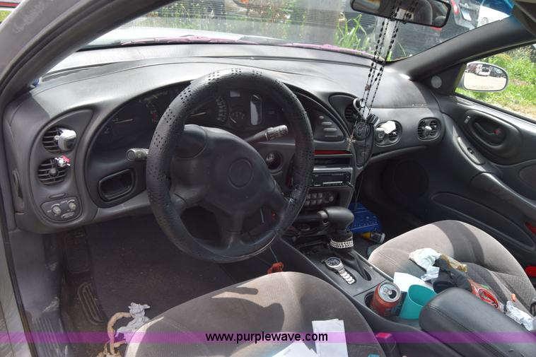 image for item K7360 2002 Pontiac Bonneville