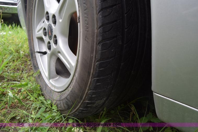 image for item K7360 2002 Pontiac Bonneville