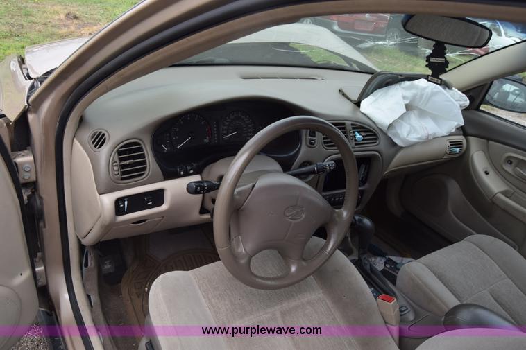 image for item K7362 2002 Oldsmobile Intrigue