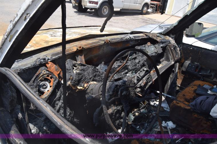 image for item K7390 1993 GMC Sierra 3500 pickup truck