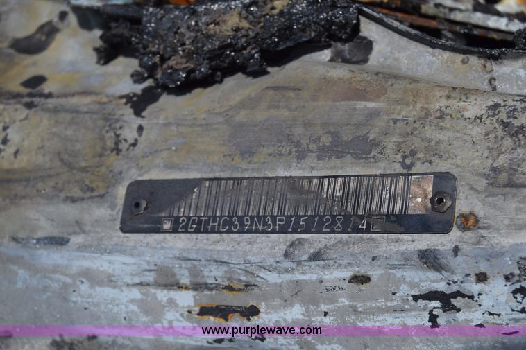 image for item K7390 1993 GMC Sierra 3500 pickup truck