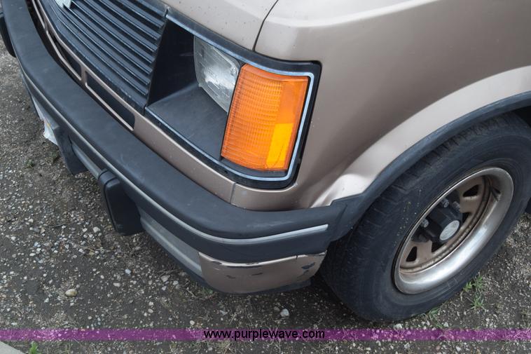 image for item K7393 1994 Chevrolet Astro Extended van