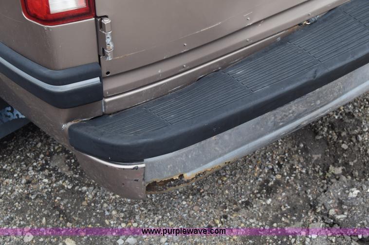 image for item K7393 1994 Chevrolet Astro Extended van