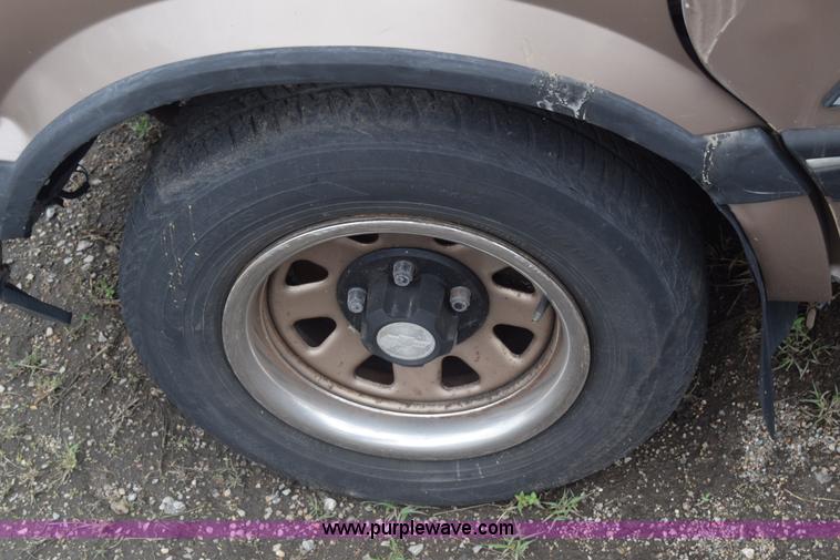 image for item K7393 1994 Chevrolet Astro Extended van