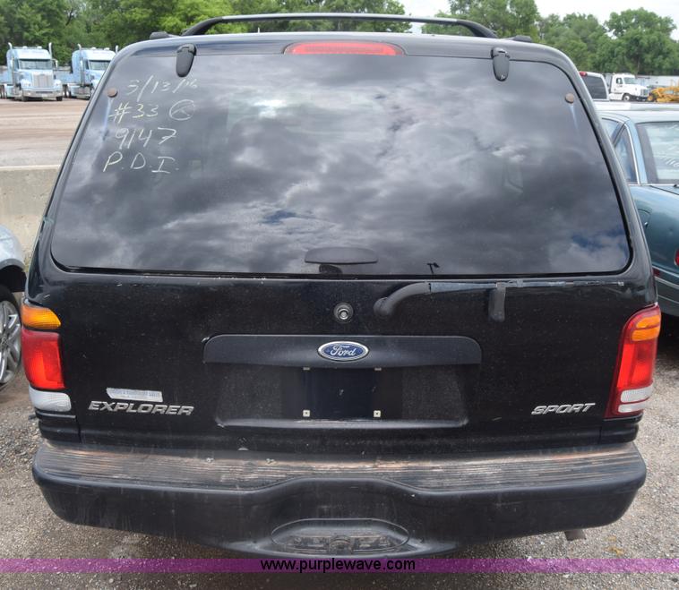 image for item K7394 1998 Ford Explorer SUV