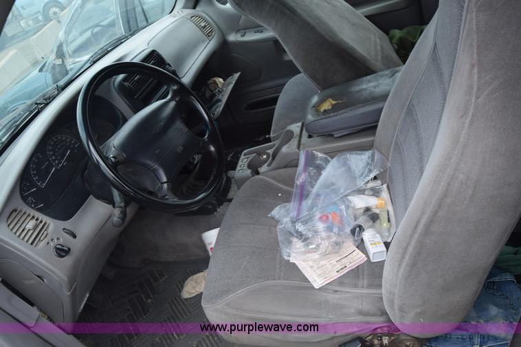 image for item K7394 1998 Ford Explorer SUV