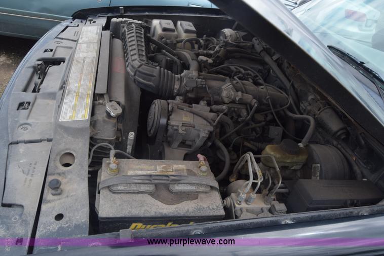 image for item K7394 1998 Ford Explorer SUV