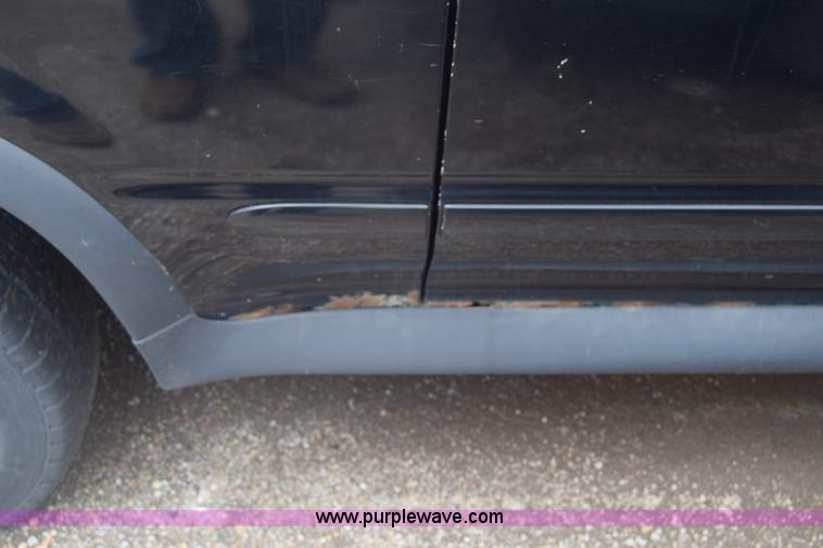 image for item K7394 1998 Ford Explorer SUV