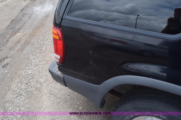 image for item K7394 1998 Ford Explorer SUV
