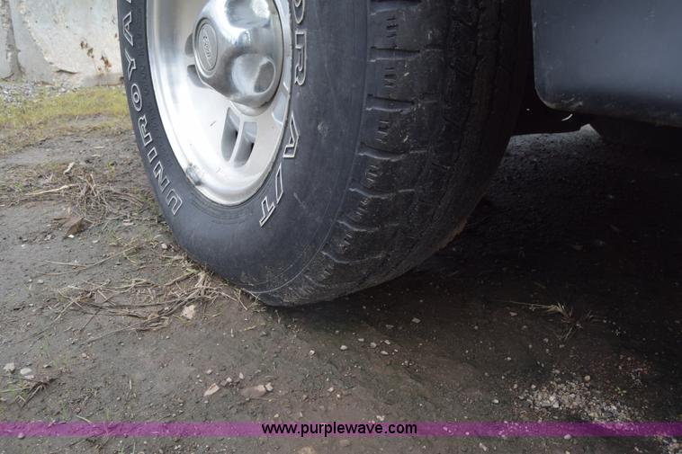 image for item K7394 1998 Ford Explorer SUV