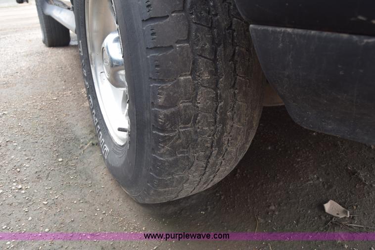 image for item K7394 1998 Ford Explorer SUV