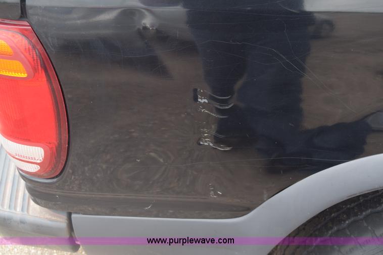 image for item K7394 1998 Ford Explorer SUV