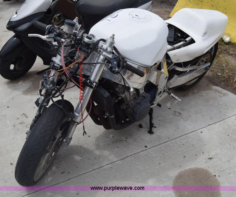 image for item K7395 1993 Honda CBR900RR motorcycle