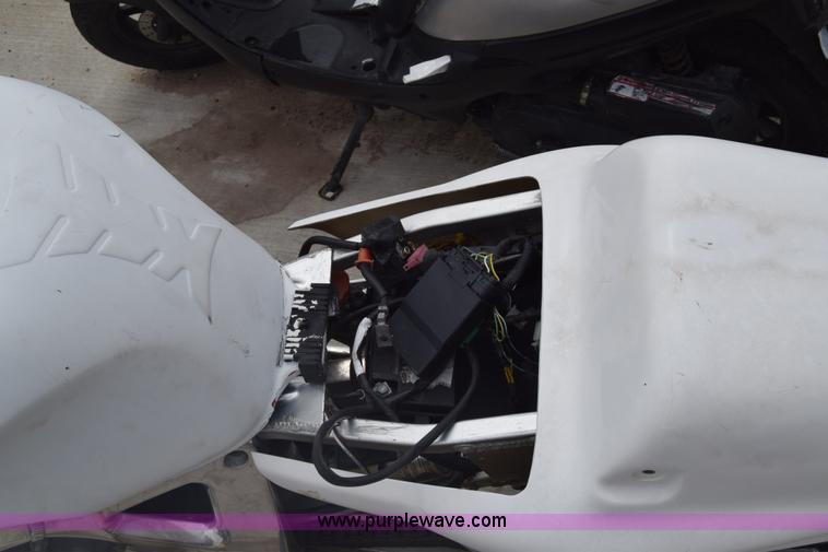 image for item K7395 1993 Honda CBR900RR motorcycle