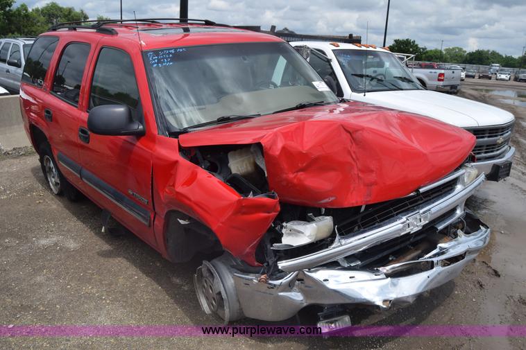 image for item K7397 2000 Chevrolet Tahoe SUV