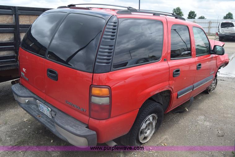 image for item K7397 2000 Chevrolet Tahoe SUV
