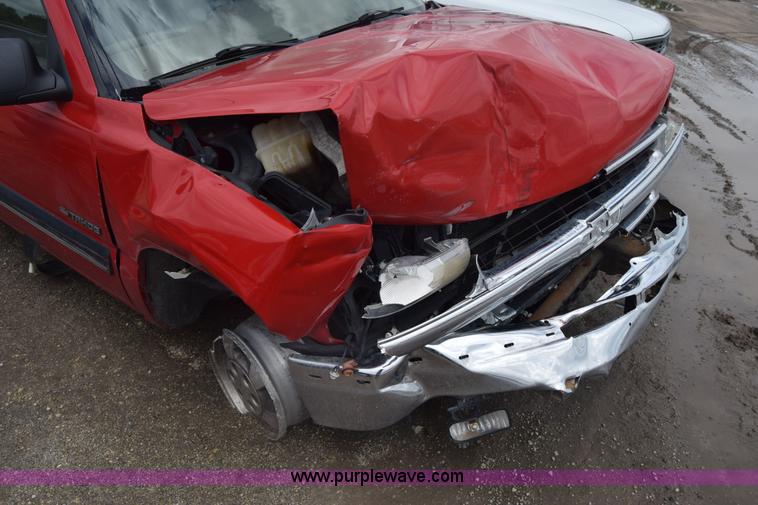 image for item K7397 2000 Chevrolet Tahoe SUV