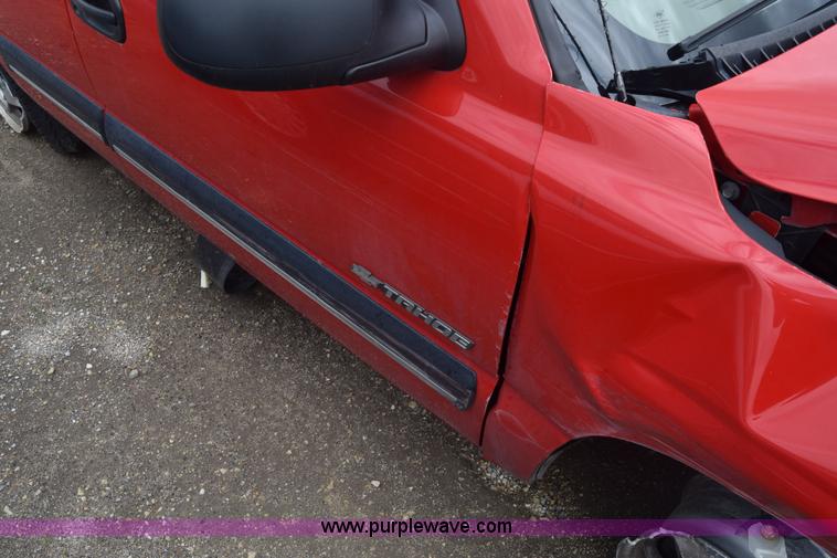 image for item K7397 2000 Chevrolet Tahoe SUV