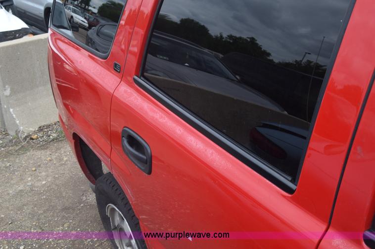 image for item K7397 2000 Chevrolet Tahoe SUV