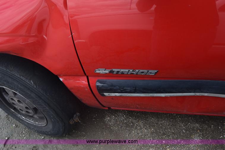 image for item K7397 2000 Chevrolet Tahoe SUV