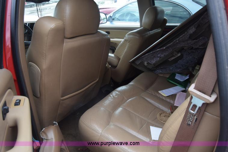 image for item K7397 2000 Chevrolet Tahoe SUV