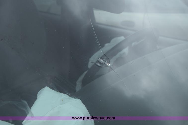 image for item K7399 2000 Dodge Durango SUV