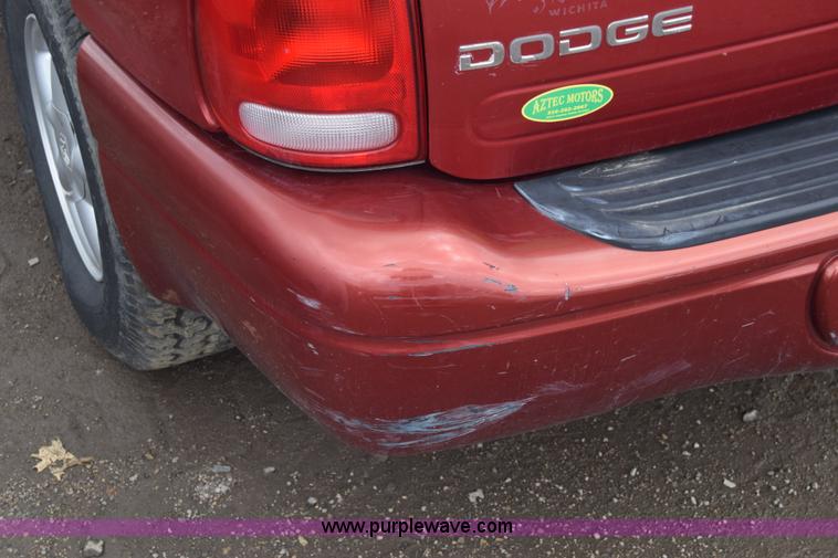 image for item K7399 2000 Dodge Durango SUV