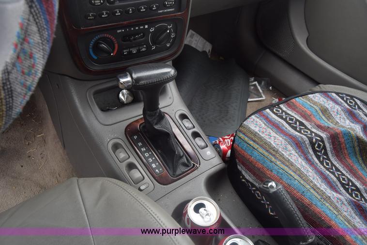 image for item K7400 2002 Saturn LS L300