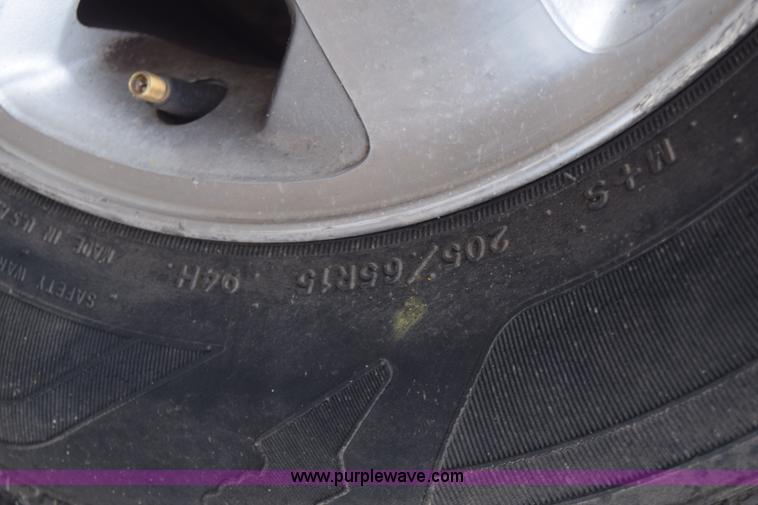 image for item K7400 2002 Saturn LS L300