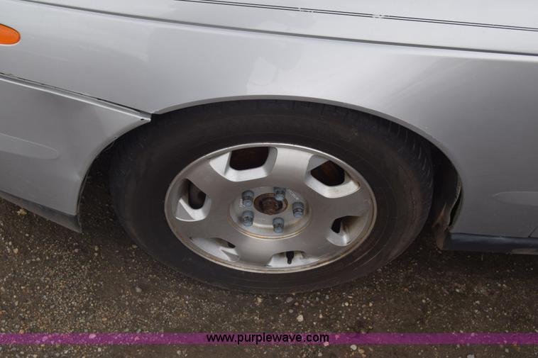 image for item K7400 2002 Saturn LS L300