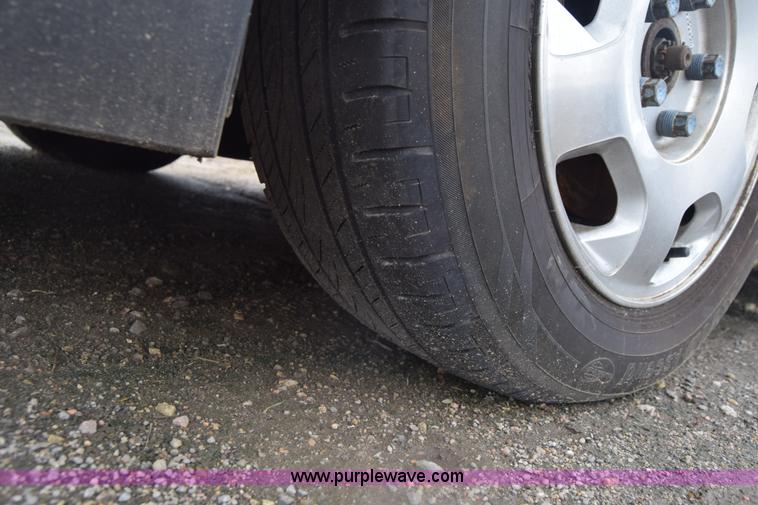 image for item K7400 2002 Saturn LS L300