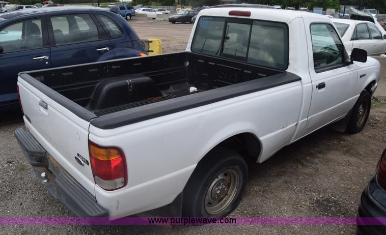 image for item K7401 1998 Ford Ranger pickup truck