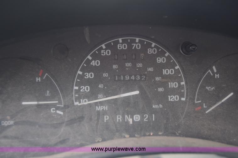 image for item K7401 1998 Ford Ranger pickup truck