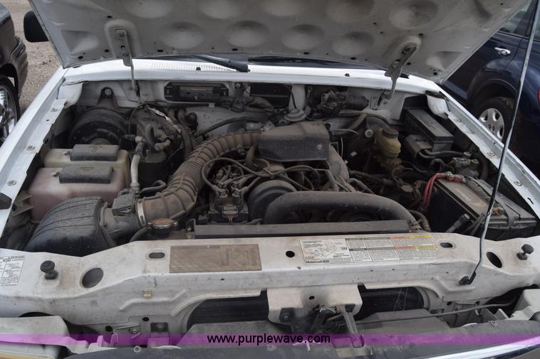 image for item K7401 1998 Ford Ranger pickup truck