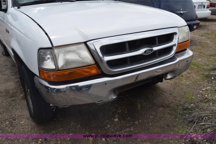 image for item K7401 1998 Ford Ranger pickup truck