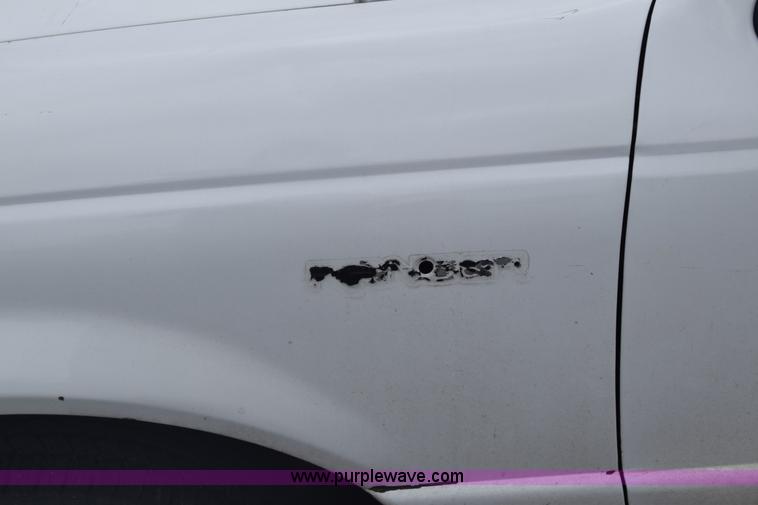 image for item K7401 1998 Ford Ranger pickup truck