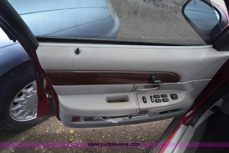 image for item K7402 2003 Mercury Grand Marquis