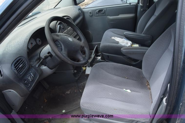 image for item K7404 2006 Dodge Grand Caravan