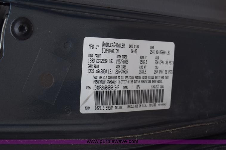 image for item K7404 2006 Dodge Grand Caravan