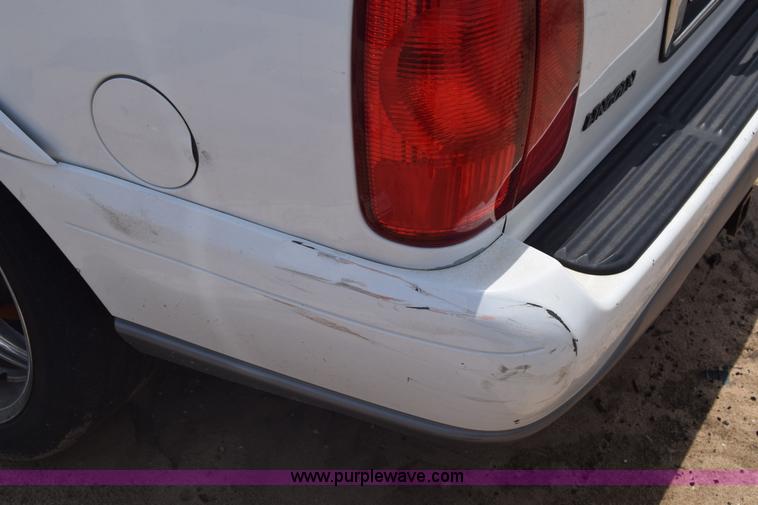 image for item K7406 2000 Lincoln Navigator SUV