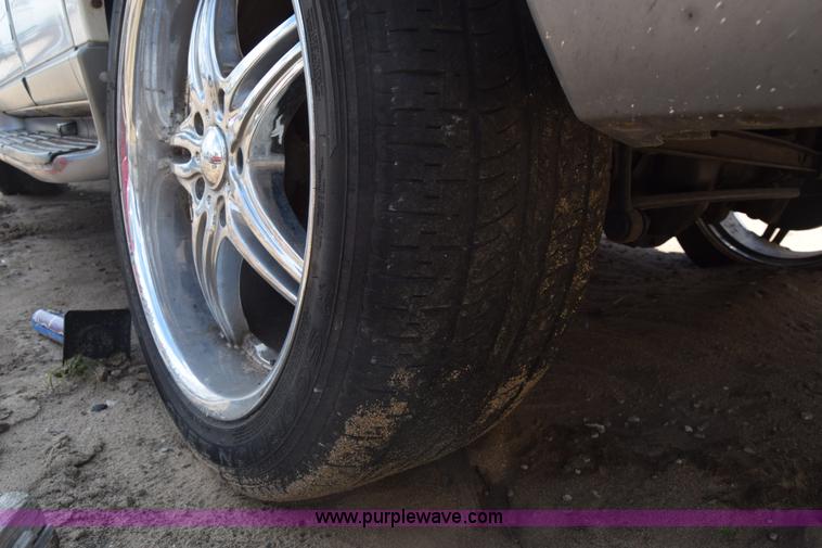 image for item K7406 2000 Lincoln Navigator SUV