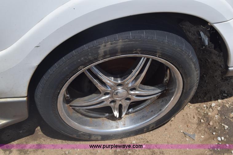 image for item K7406 2000 Lincoln Navigator SUV