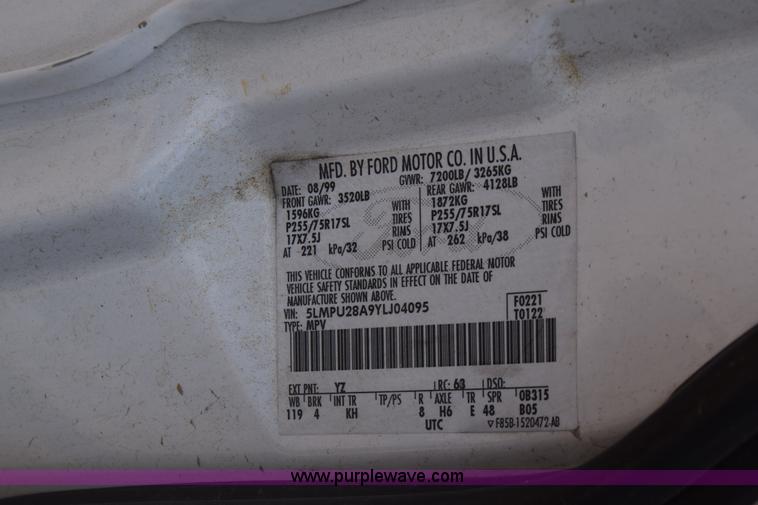 image for item K7406 2000 Lincoln Navigator SUV