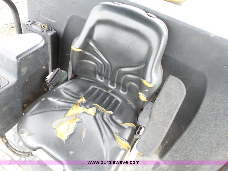 image for item K7143 2007 Ingersoll Rand SD77-DXTF vibratory sheeps foot roller