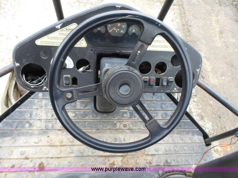 image for item K7143 2007 Ingersoll Rand SD77-DXTF vibratory sheeps foot roller