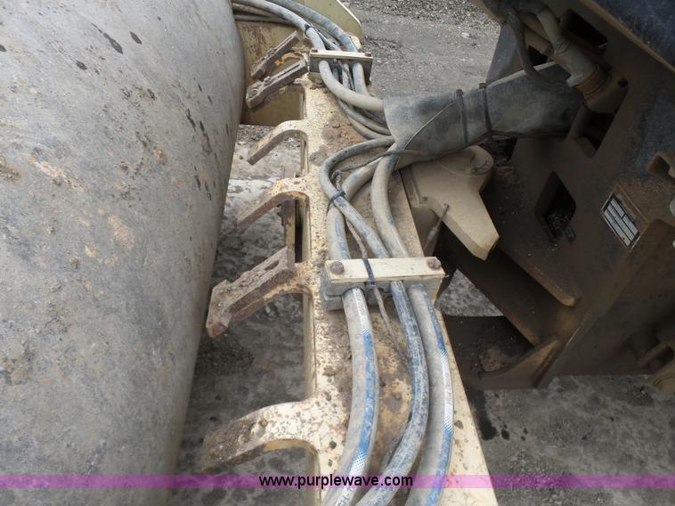 image for item K7143 2007 Ingersoll Rand SD77-DXTF vibratory sheeps foot roller