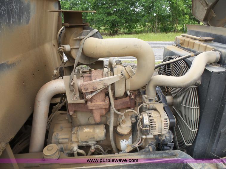 image for item K7143 2007 Ingersoll Rand SD77-DXTF vibratory sheeps foot roller