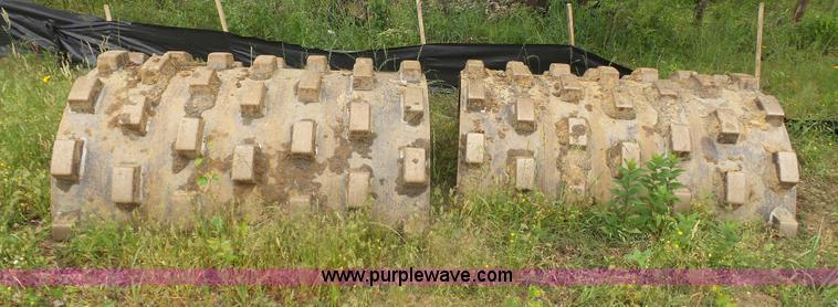 image for item K7143 2007 Ingersoll Rand SD77-DXTF vibratory sheeps foot roller