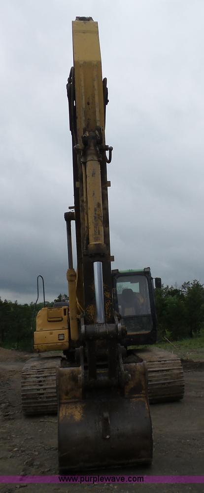 image for item K7144 2005 Caterpillar 330C L excavator