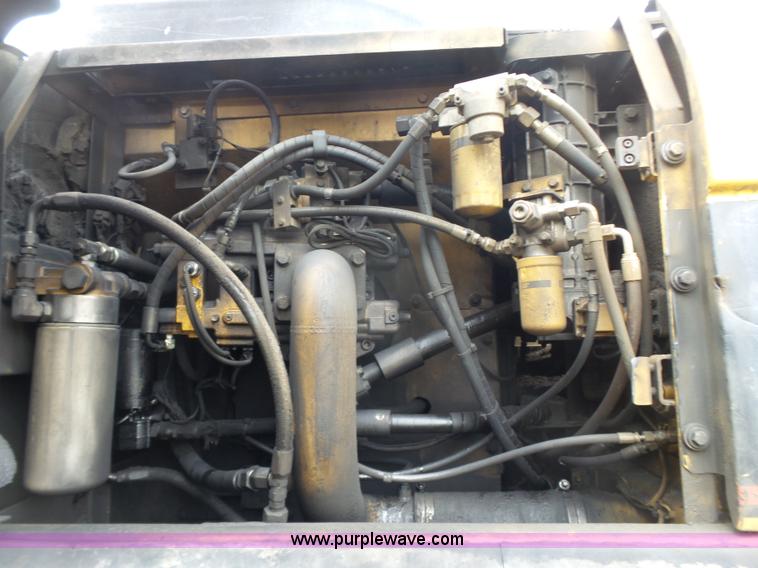 image for item K7144 2005 Caterpillar 330C L excavator